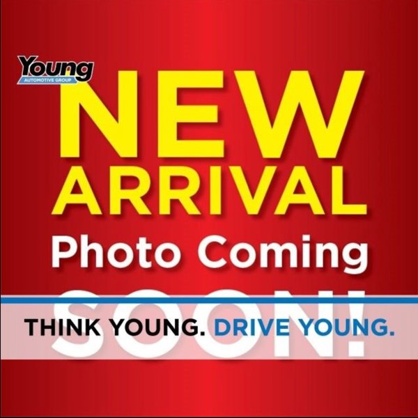 Used 2015 Toyota RAV4 XLE image 1