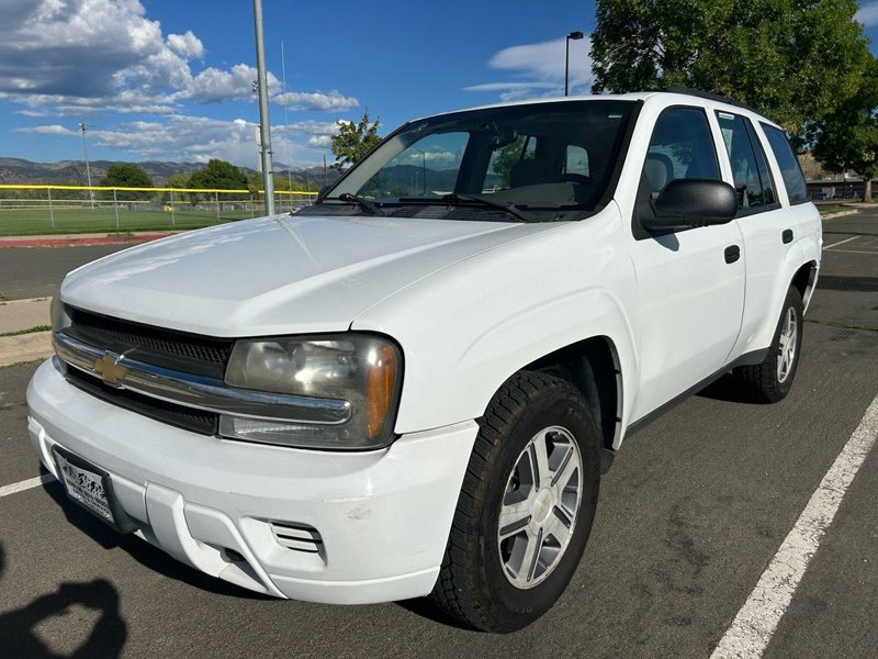 Used 2006 Chevrolet TrailBlazer LS w/ Skid Plate Package image 1