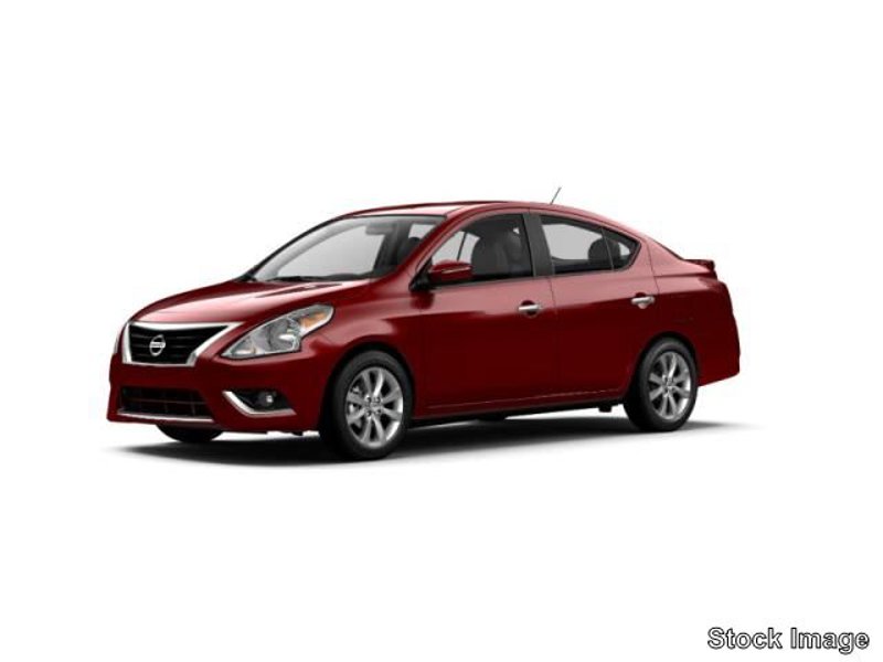 Used 2015 Nissan Versa SL w/ SL Tech Package image 1