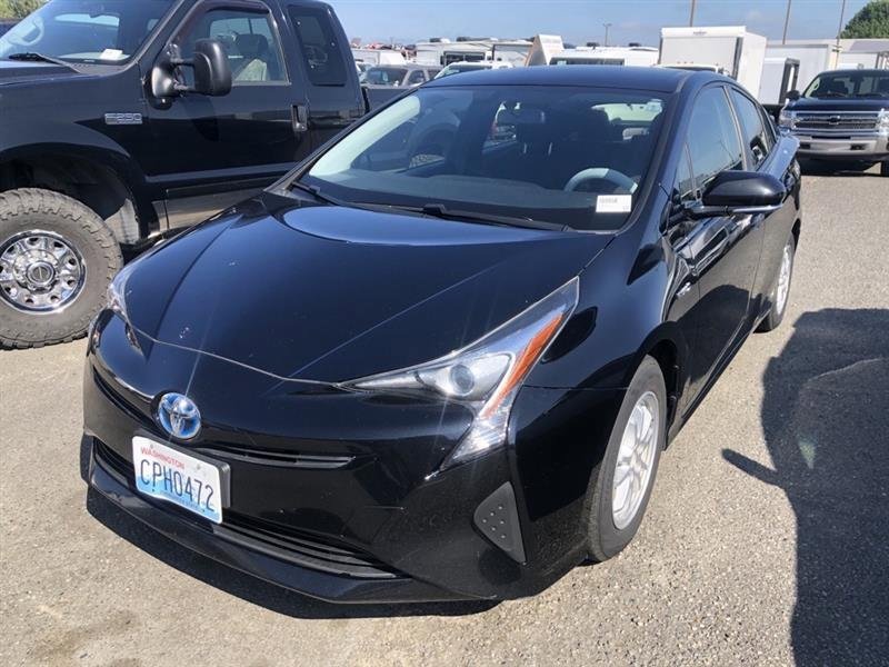 Used 2016 Toyota Prius Four image 1