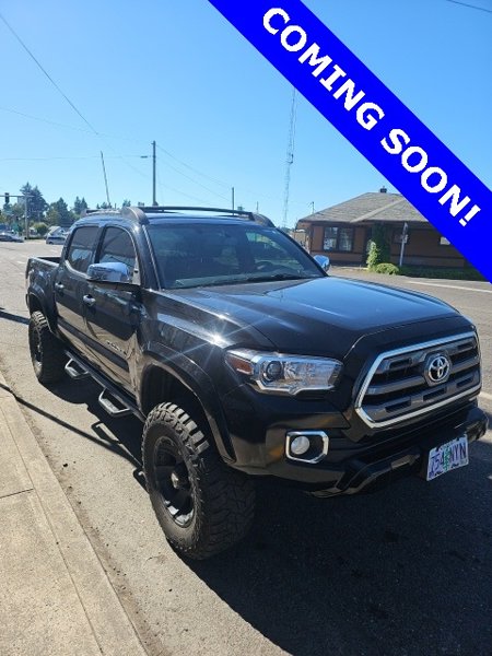 Used 2017 Toyota Tacoma Limited image 1