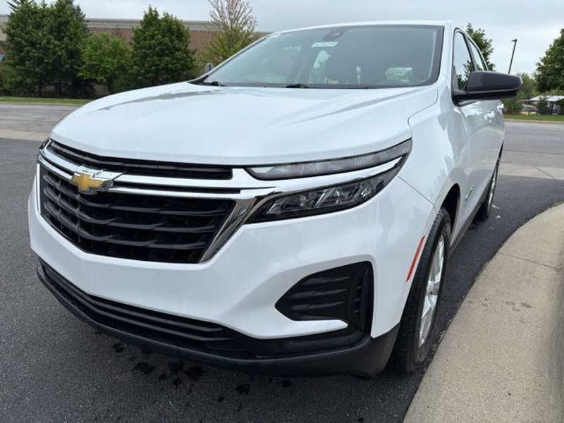 Certified 2022 Chevrolet Equinox LS image 1