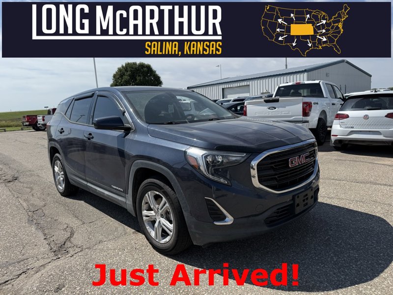 Used 2018 GMC Terrain SLE image 1