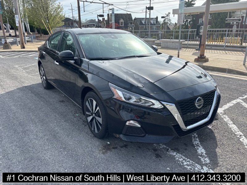 Certified 2022 Nissan Altima 2.5 SV image 1