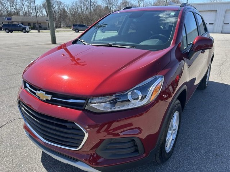 Certified 2022 Chevrolet Trax LT w/ LT Convenience Package image 1