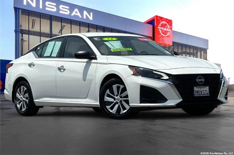 Certified 2024 Nissan Altima 2.5 S image 1