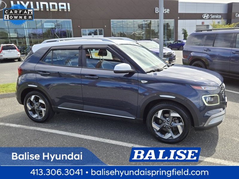 Used 2024 Hyundai Venue Limited image 1