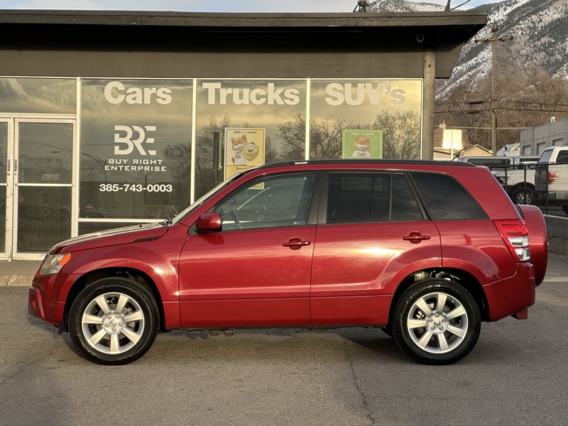 Used 2012 Suzuki Grand Vitara Limited image 1