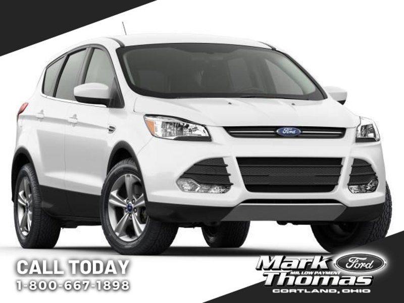 Used 2016 Ford Escape SE w/ SE Chrome Package image 1