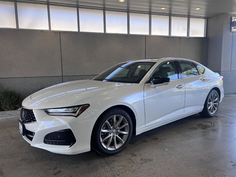 Used 2023 Acura TLX image 1