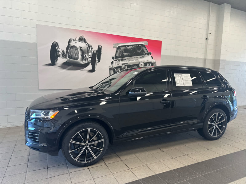 Certified 2022 Audi Q7 Premium Plus image 1