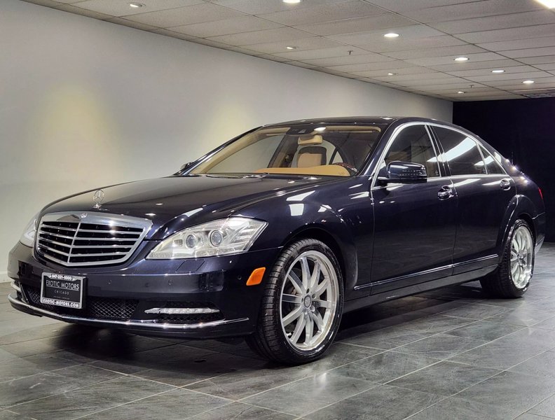 Used 2010 Mercedes-Benz S 550 4MATIC image 1