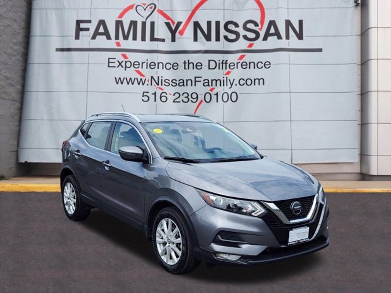 Certified 2022 Nissan Rogue Sport SV image 1