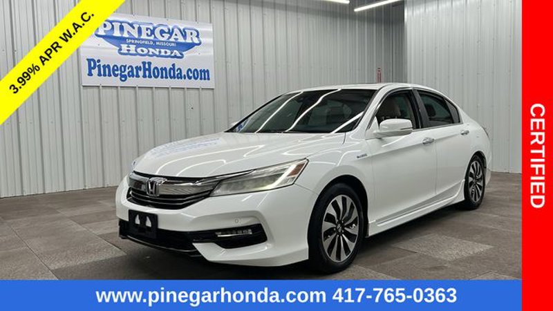 Certified 2017 Honda Accord Touring image 1