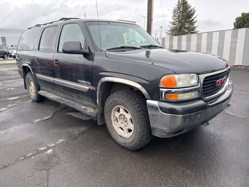 Used 2004 GMC Yukon XL SLE w/ Cargo Package image 1