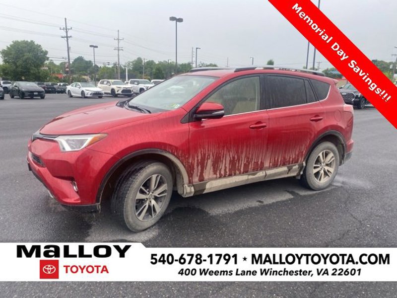 Used 2017 Toyota RAV4 XLE image 1