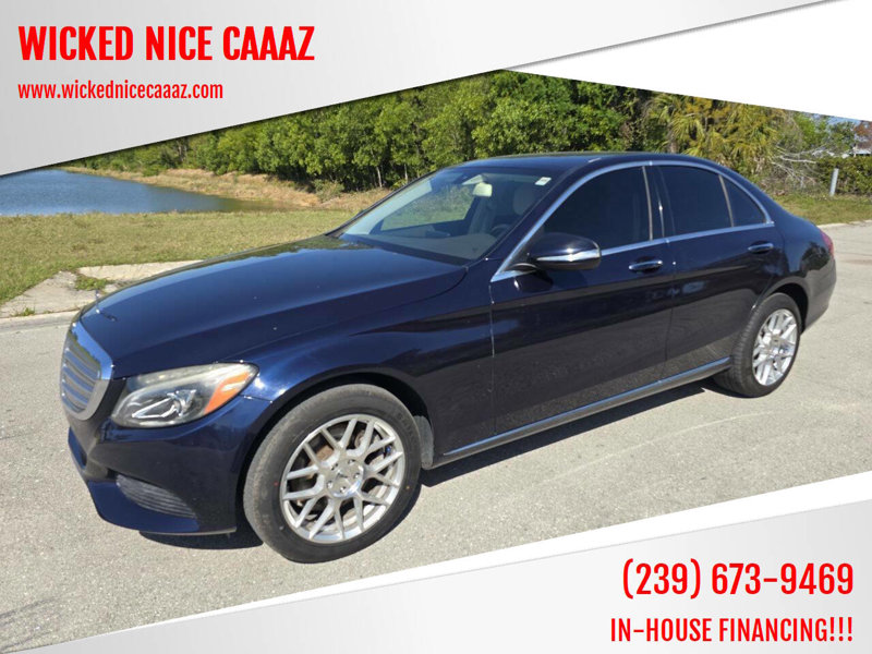 Used 2015 Mercedes-Benz C 300 4MATIC Sedan image 1