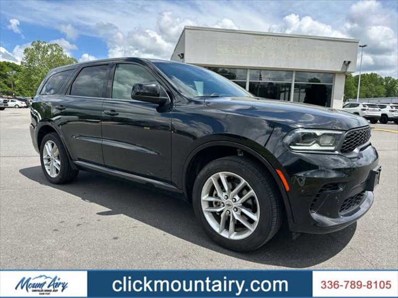 Certified 2023 Dodge Durango GT image 1