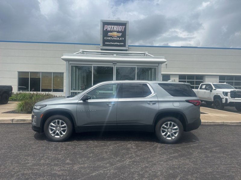 Certified 2023 Chevrolet Traverse LS image 1