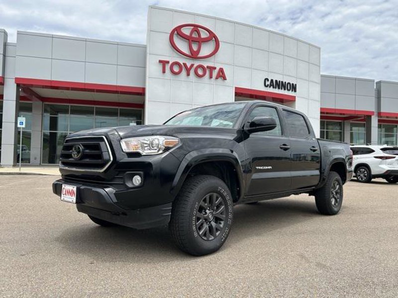 Certified 2022 Toyota Tacoma SR5 image 1