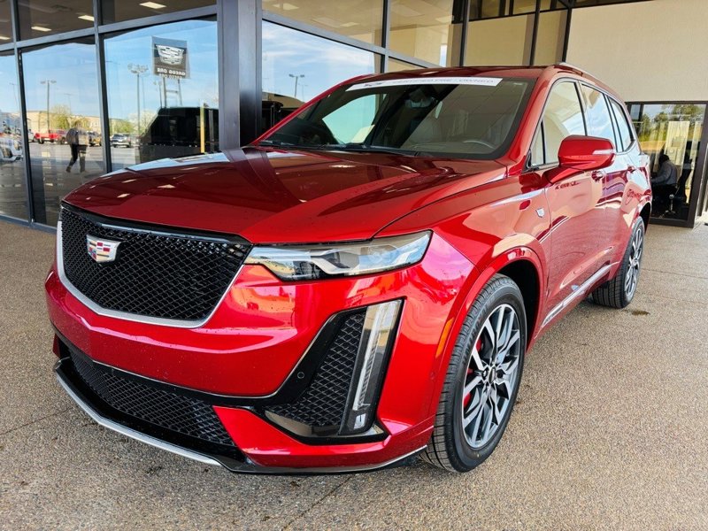 Certified 2022 Cadillac XT6 Sport w/ Technology Package image 1