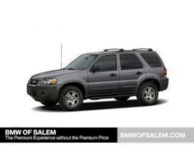 Used 2005 Ford Escape XLS image 1