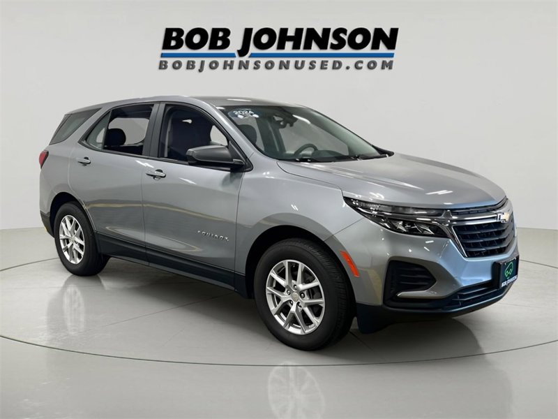 Certified 2024 Chevrolet Equinox LS w/ Driver Confidence II Package image 1