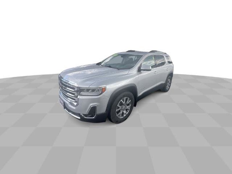 Certified 2020 GMC Acadia SLT w/ LPO, Floor Liner Package image 1