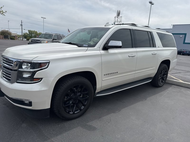 Used 2015 Chevrolet Suburban LTZ image 1