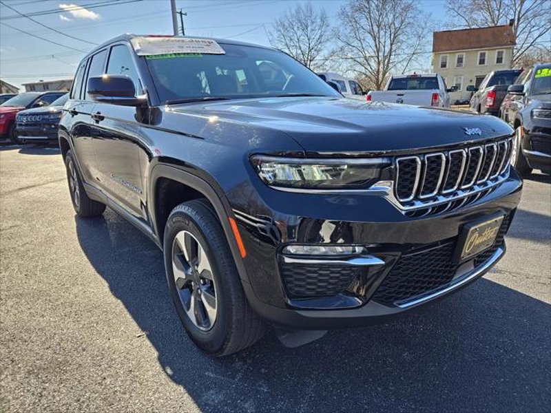 Certified 2023 Jeep Grand Cherokee 4WD 4xe image 1