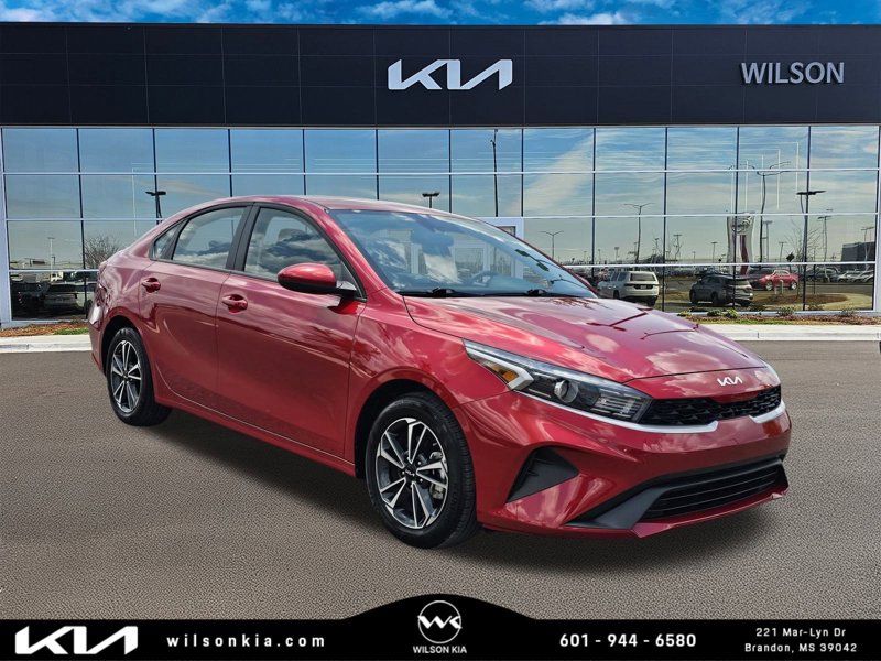 Certified 2024 Kia Forte LXS image 1