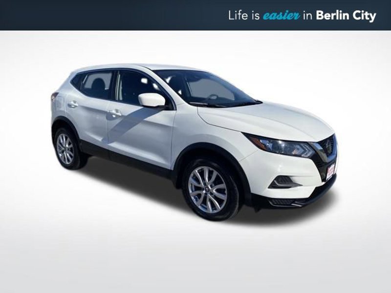 Certified 2021 Nissan Rogue Sport S image 1