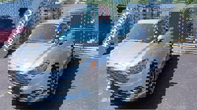 Certified 2017 Ford Fusion SE w/ Equipment Group 601A image 1