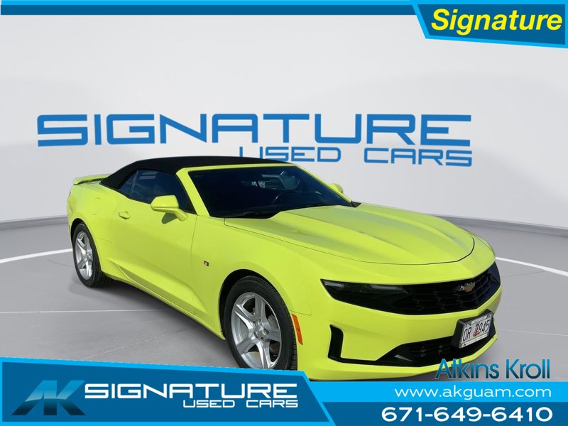 Used 2020 Chevrolet Camaro LT image 1