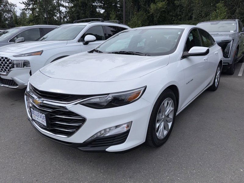 Used 2022 Chevrolet Malibu LT image 1