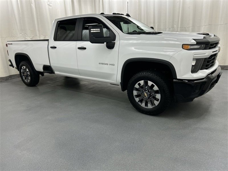 Certified 2024 Chevrolet Silverado 2500 Custom w/ Custom Value Package image 1