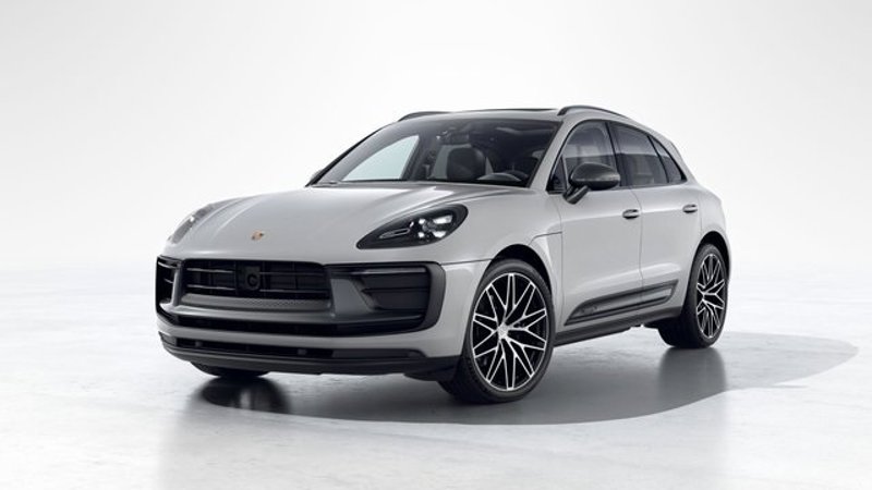 Certified 2025 Porsche Macan image 1