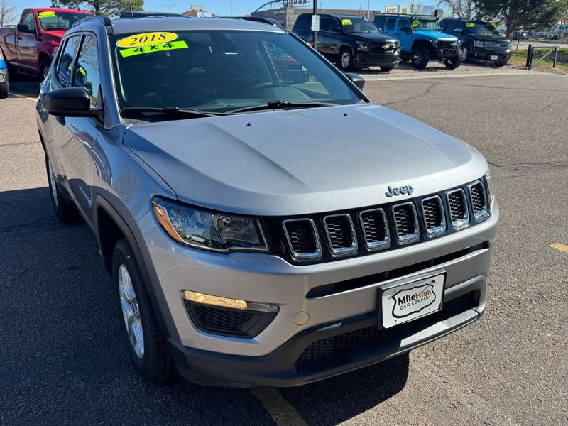 Used 2018 Jeep Compass Sport image 1