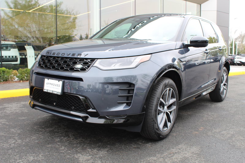 Certified 2024 Land Rover Discovery Sport Dynamic SE image 1