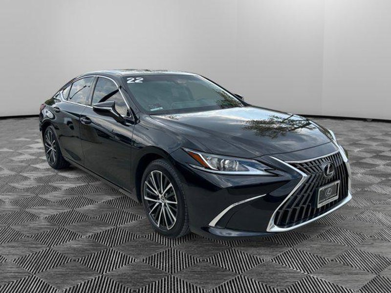 Certified 2022 Lexus ES 350 w/ Premium Package image 1