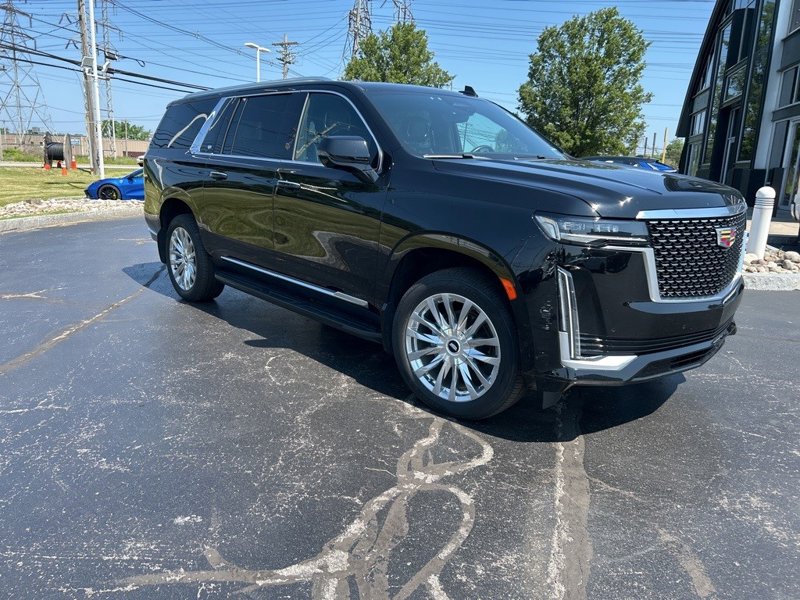 Certified 2022 Cadillac Escalade ESV Premium Luxury image 1
