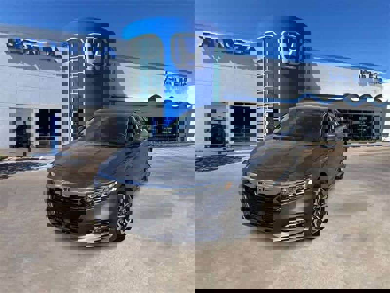 Certified 2019 Honda Accord Touring image 1
