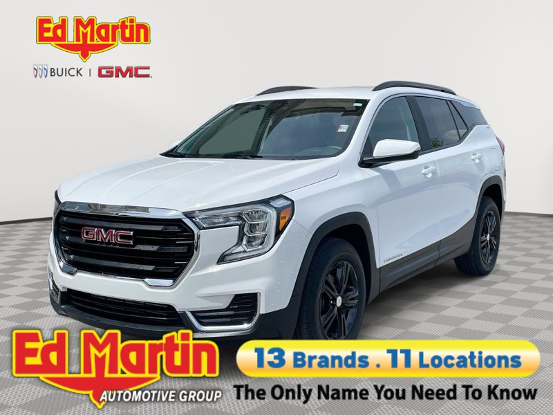 Certified 2022 GMC Terrain SLE w/ Driver Convenience Package image 1
