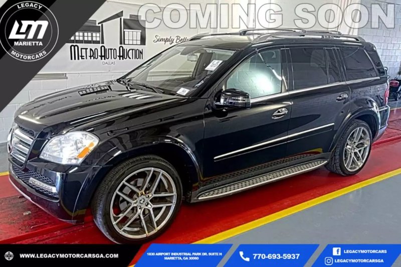 Used 2011 Mercedes-Benz GL 550 4MATIC image 1