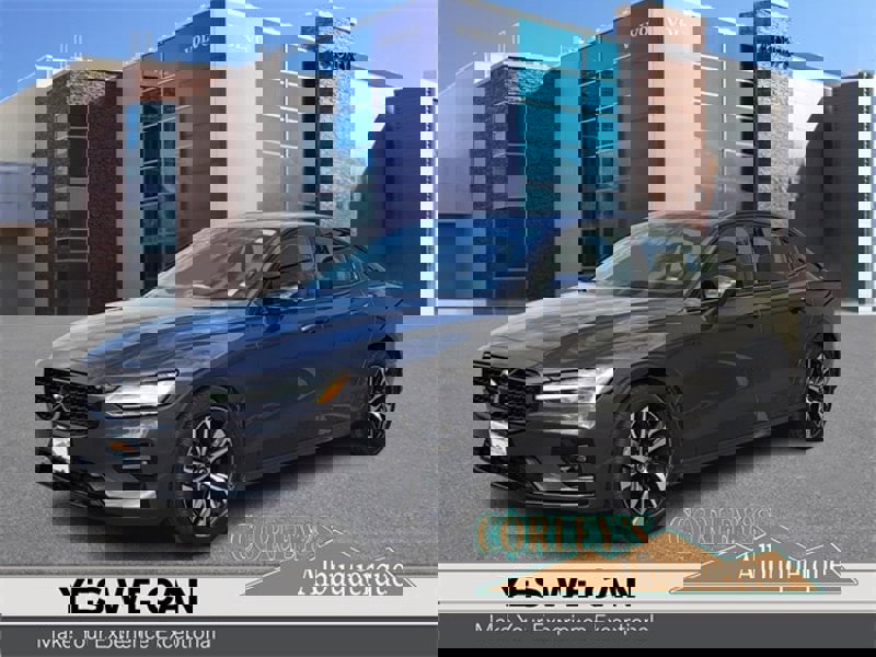 Certified 2025 Volvo S60 B5 Core image 1