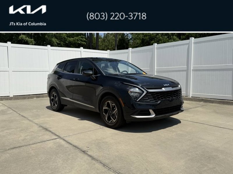 Certified 2023 Kia Sportage LX image 1