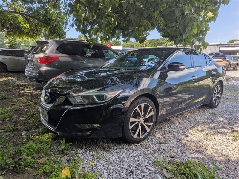 Used 2017 Nissan Maxima Platinum image 1