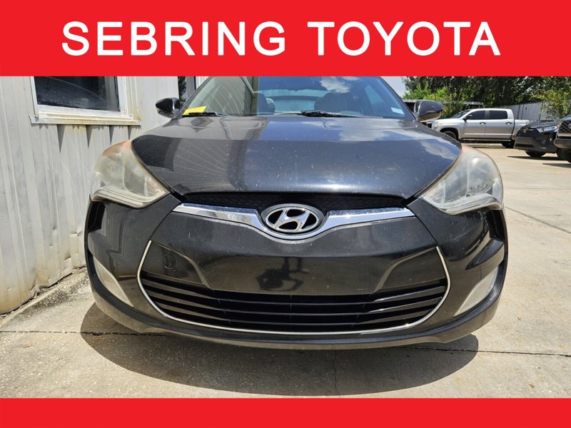 Used 2012 Hyundai Veloster w/ Style Pkg image 1