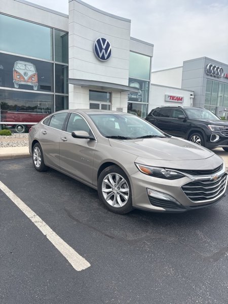 Used 2024 Chevrolet Malibu LT image 1
