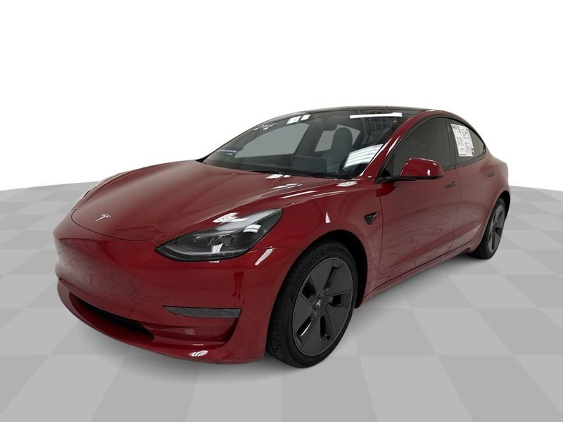 Used 2023 Tesla Model 3 Standard Range image 1